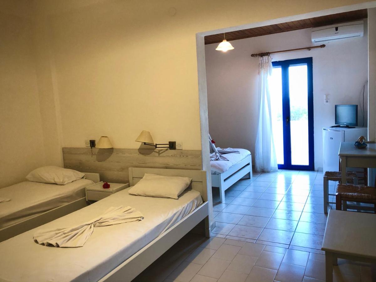 Flisvos Rooms فراكوكاستيلو المظهر الخارجي الصورة