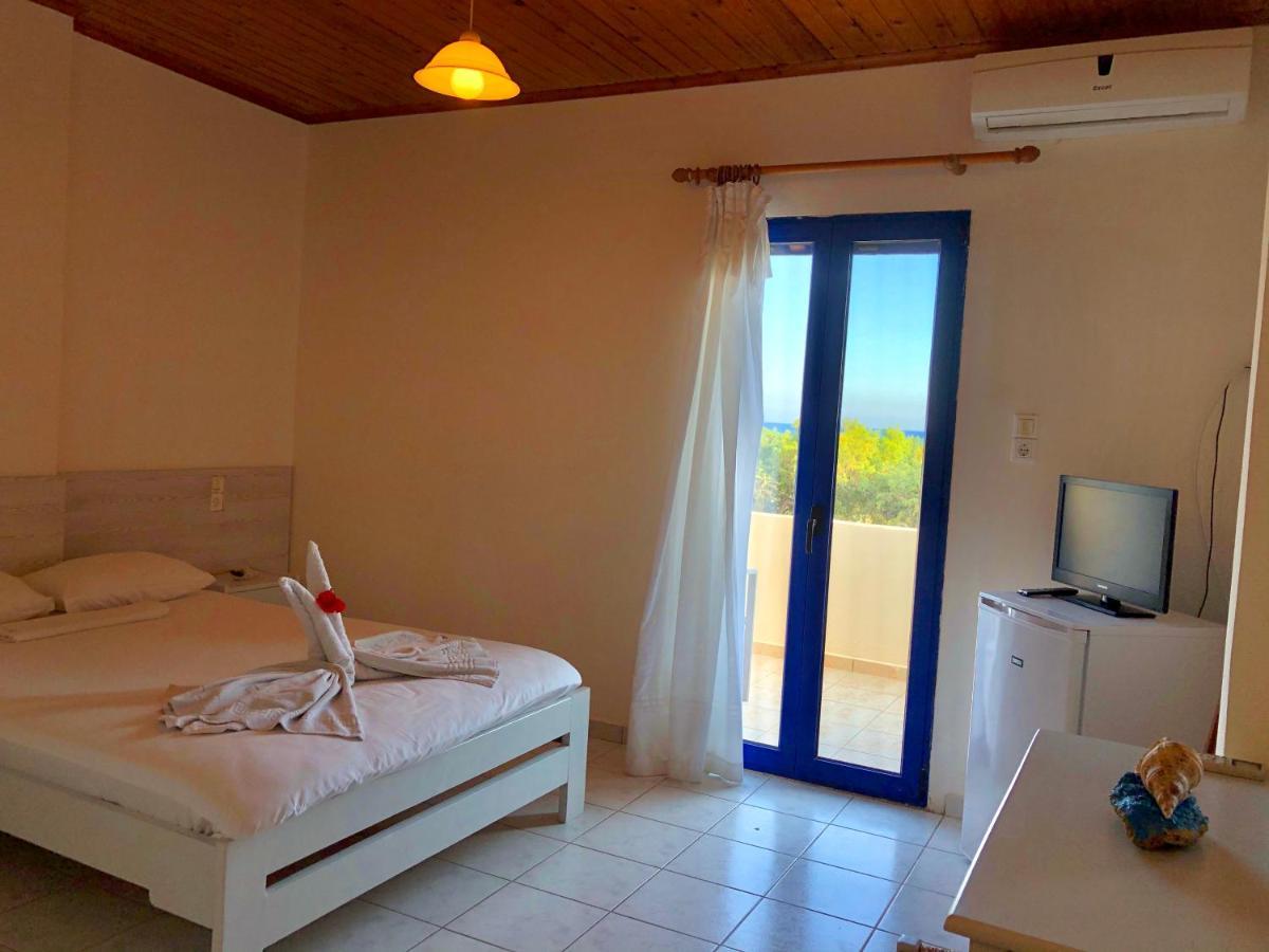 Flisvos Rooms فراكوكاستيلو المظهر الخارجي الصورة